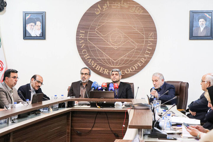 نشست خبری هیات رییسه فراکسیون نظارت بر نظام تعاون و سهام عدالت