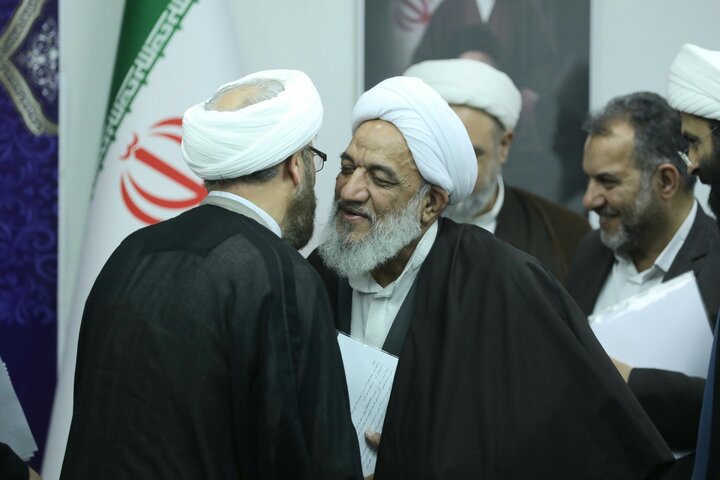 نشست اعضای کمیسیون فرهنگی با مسئولین دفتر تبلیغات اسلامی قم