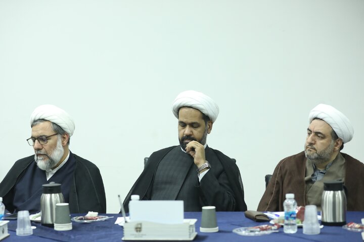 نشست اعضای کمیسیون فرهنگی با مسئولین دفتر تبلیغات اسلامی قم