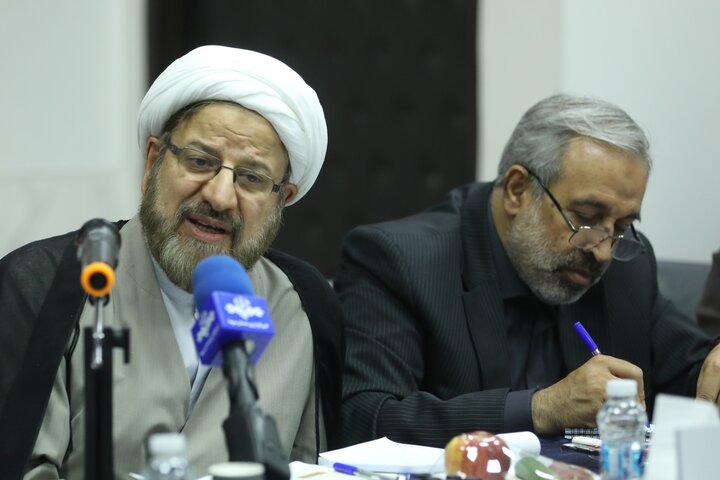 نشست اعضای کمیسیون فرهنگی با مسئولین دفتر تبلیغات اسلامی قم