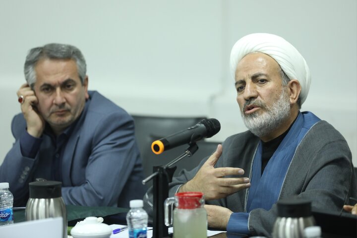 نشست اعضای کمیسیون فرهنگی با مسئولین دفتر تبلیغات اسلامی قم