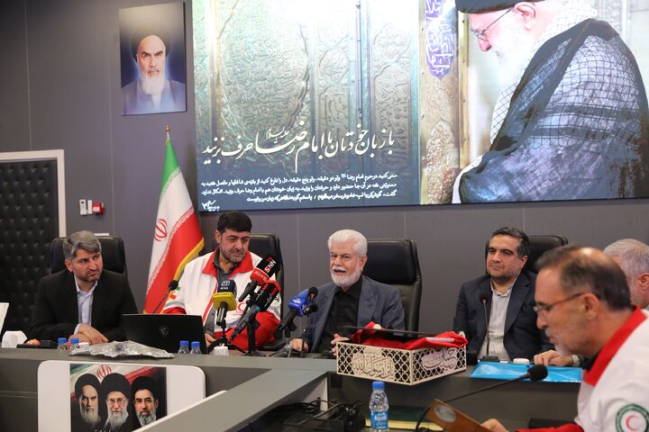 نشست مشترک کمیسیون بهداشت و فراکسیون حلال احمر با رئیس جمعیت حلال احمر