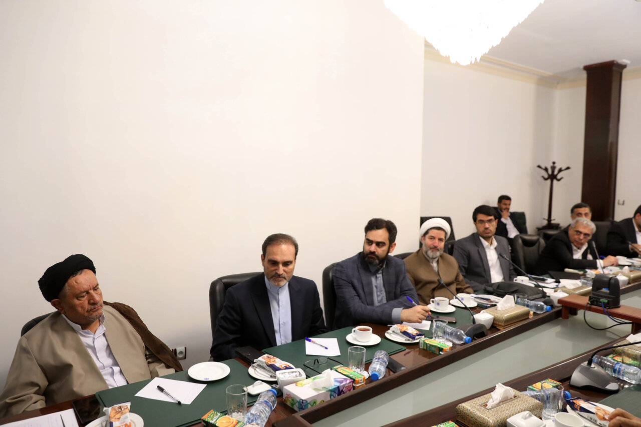 بانک مرکزی ذخایر ارزی کافی و مورد نیاز برای تامین کالاهای اساسی را در اختیار دارد