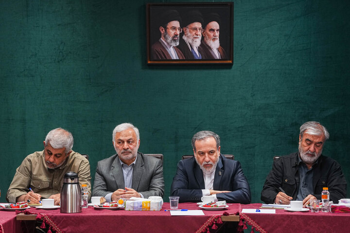 جلسه کمیسیون امنیت ملی و سیاست خارجی مجلس با حضور وزیر امور خارجه