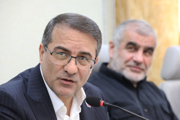 نشست مشترک هیأت رئیسه مجلس و اعضای کمیسیون اجتماعی با رئیس سازمان اداری و استخدامی