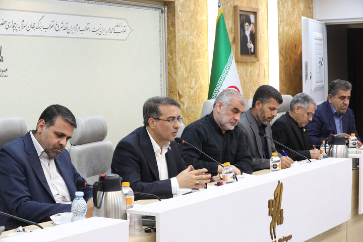 نشست مشترک هیأت رئیسه مجلس و اعضای کمیسیون اجتماعی با رئیس سازمان اداری و استخدامی