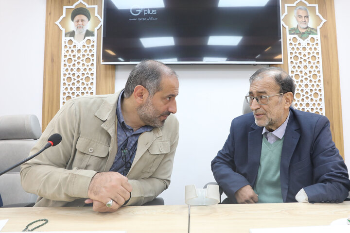 نشست مشترک هیأت رئیسه مجلس و اعضای کمیسیون اجتماعی با رئیس سازمان اداری و استخدامی
