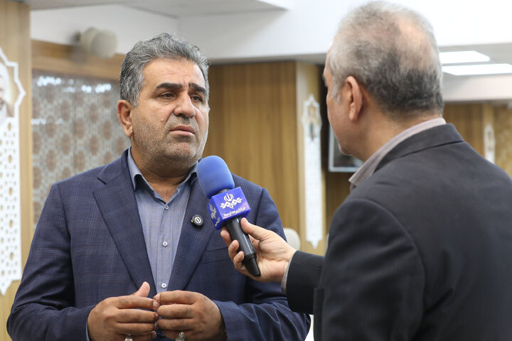 نشست مشترک هیأت رئیسه مجلس و اعضای کمیسیون اجتماعی با رئیس سازمان اداری و استخدامی