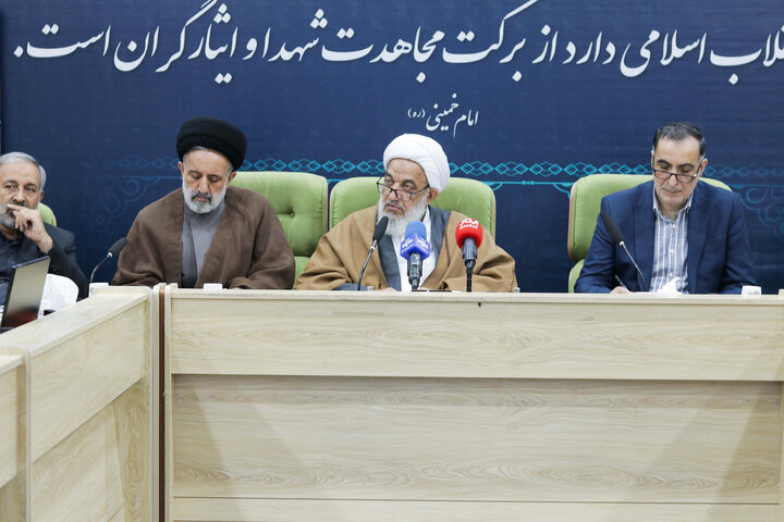 نشست اعضای کمیسیون فرهنگی مجلس با مدیران بنیاد شهید و امور ایثارگران