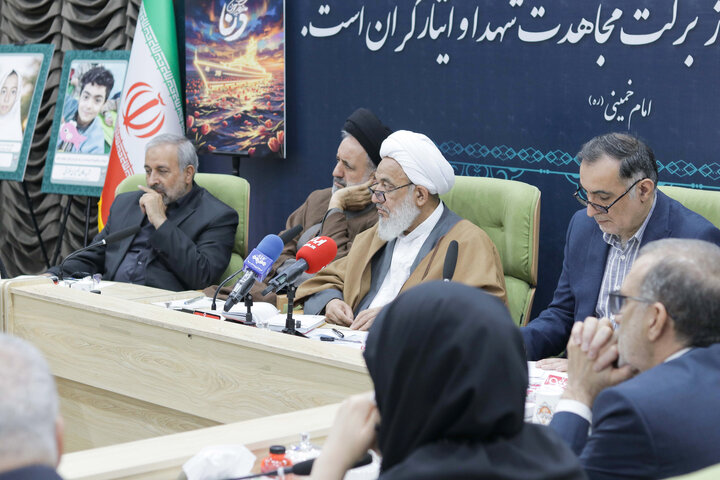 نشست اعضای کمیسیون فرهنگی مجلس با مدیران بنیاد شهید و امور ایثارگران
