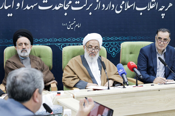 نشست اعضای کمیسیون فرهنگی مجلس با رئیس بنیاد شهید و امور ایثارگران