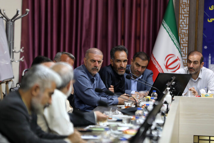 نشست کمیسیون شوراهای مجلس در خصوص طرح جامع مدیریت خدمات شهری و روستایی