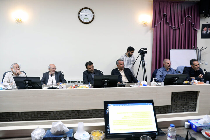 نشست کمیسیون شوراهای مجلس در خصوص طرح جامع مدیریت خدمات شهری و روستایی