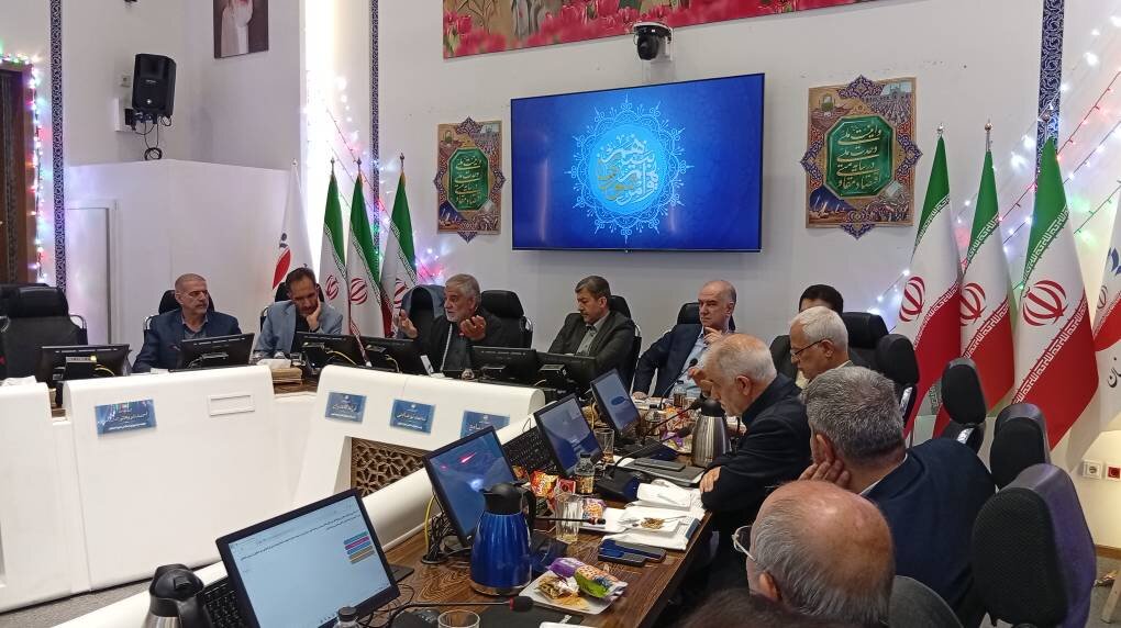 نشست مشترک کمیسیون شوراهای مجلس با شورای شهر اصفهان/ برتقویت شوراها و تصویب طرح جامع مدیریت شهری و روستایی تاکید شد
