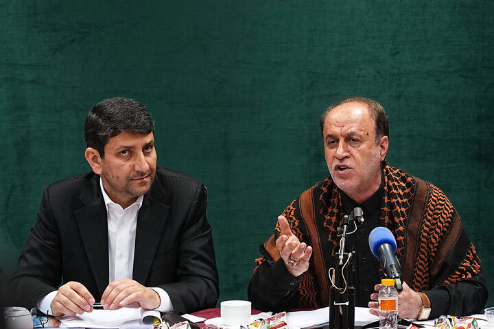 نشست مشترک هیئت رئیسه مجلس و کمیسیون صنایع با وزیر ارتباطات