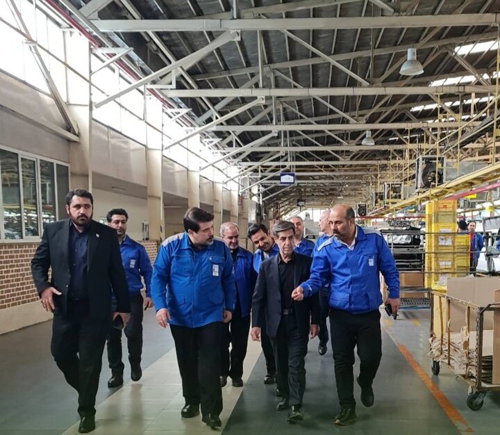 بازدید رضا صدیقی از ایران‌خودرو تبریز و رصد میدانی وضعیت تولید در پی نوسانات بازار