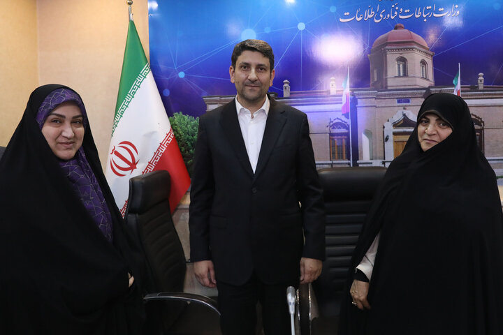 نشست مجمع نمایندگان استان تهران با وزیر ارتباطات و فناوری اطلاعات