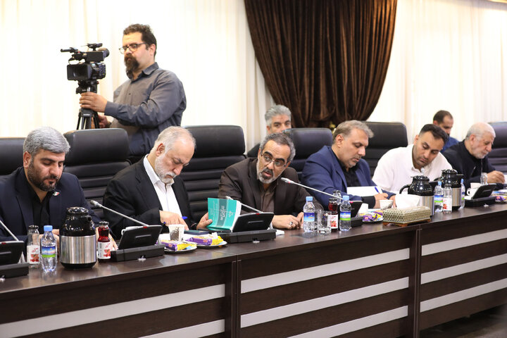 نشست مجمع نمایندگان استان تهران با وزیر ارتباطات و فناوری اطلاعات