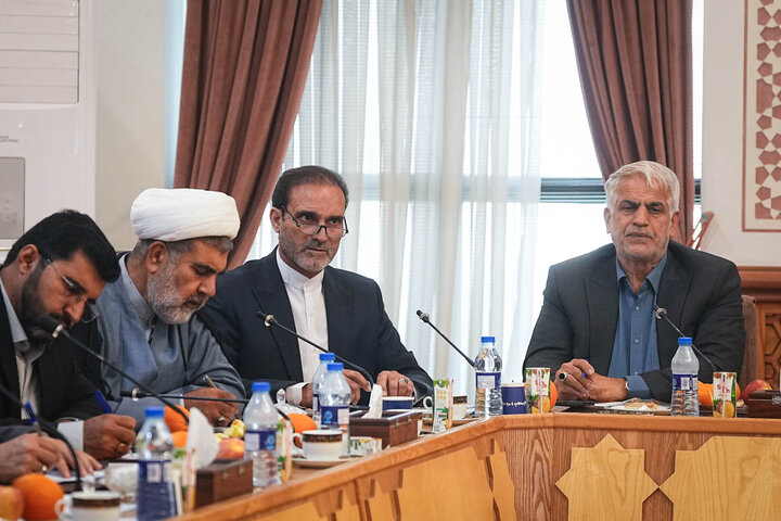 نشست اعضای کمیسیون اصل نود با وزیر راه و شهرسازی