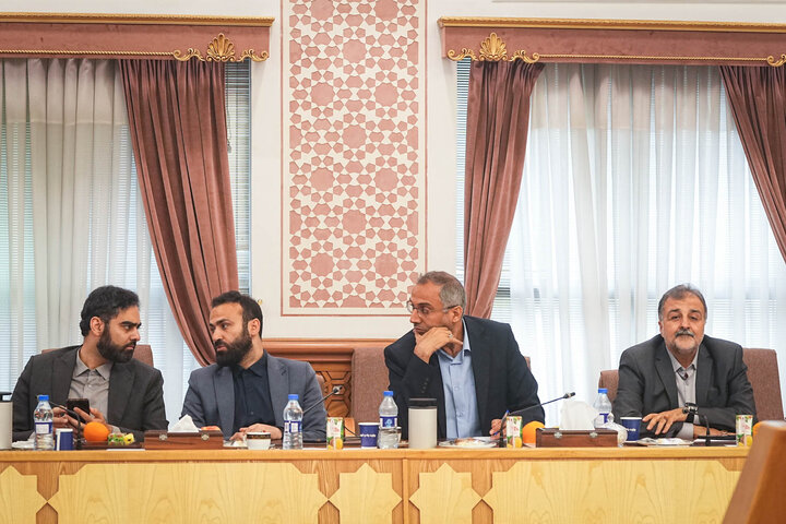 نشست اعضای کمیسیون اصل نود با وزیر راه و شهرسازی