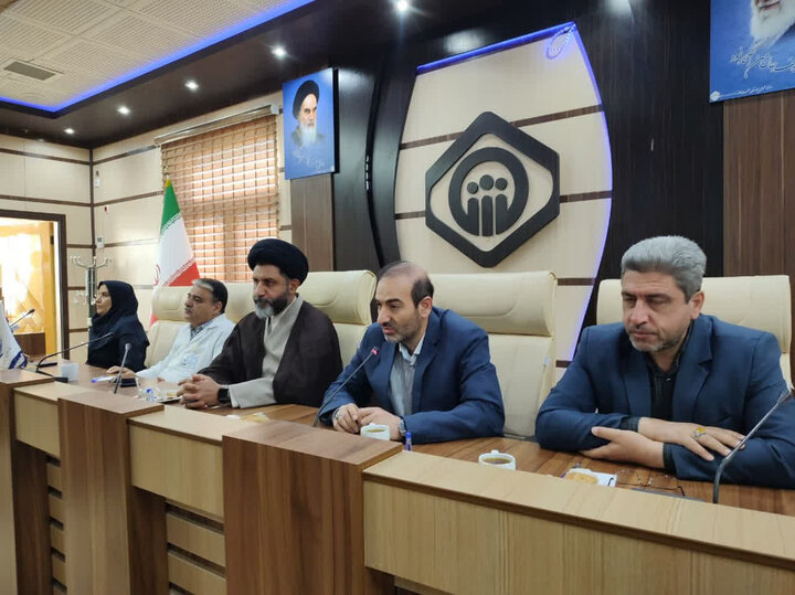 نشست ابوترابی با مسئولان بیمارستان فاطمة الزهرا نجف‌آباد/پیگیری تأمین تجهیزات درمانگاه و افزایش خدمات تخصصی