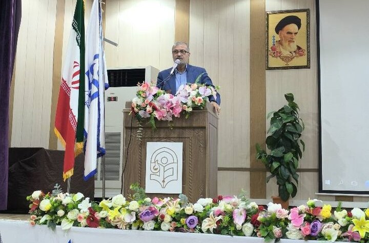 اساتید، معماران تربیت آینده‌سازان کشور هستند
