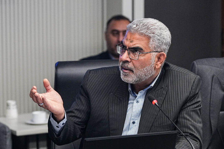 نشست مجمع نمایندگان استان تهران با رئیس بنیاد مسکن انقلاب اسلامی