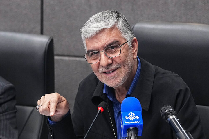 نشست مجمع نمایندگان استان تهران با رئیس بنیاد مسکن انقلاب اسلامی