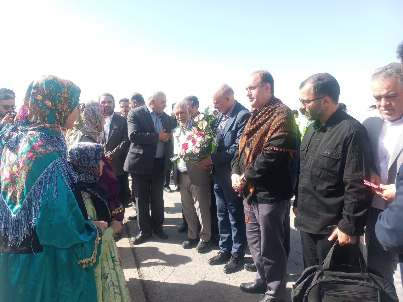 شهدای دانش‌آموز شجره طیبه در کانون توجه مجلس/ پیگیری بازسازی مدارس، دانشگاه ها و شرکت‌های دانش‌بنیان آسیب‌ دیده در سفر ۳ روزه کمیسیون آموزش به هرمزگان
