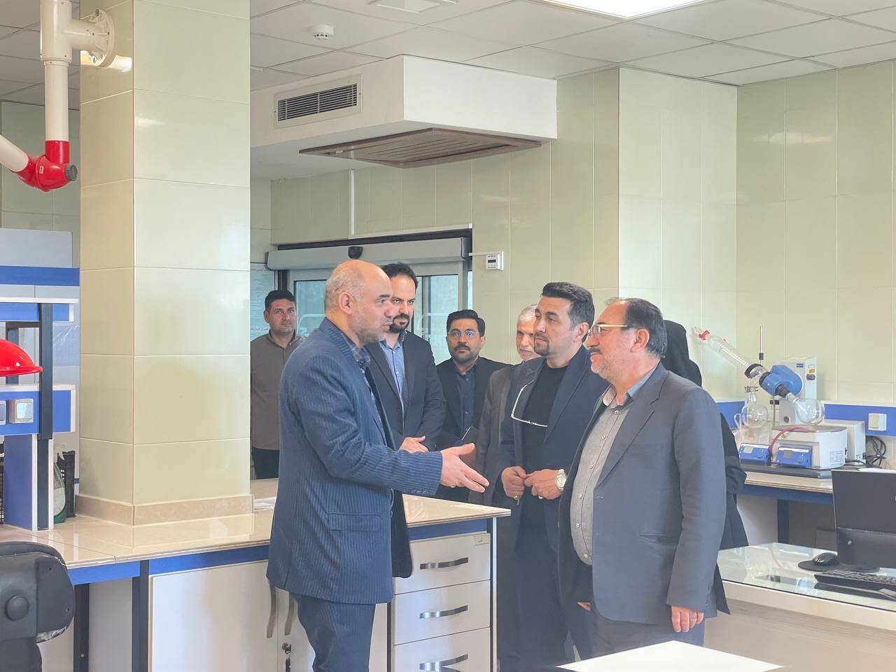 اهمیت استانداردسازی در ارتقای کیفیت تولیدات و خدمات/ رعایت استانداردها زمینه‌ساز توسعه پایدار و رقابت‌پذیری در بازار است