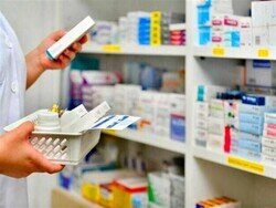 اصلاح نرخ دارو در سامانه‌های بیمه‌گر پیش از ابلاغ به داروخانه‌ها/ تعمیم پوشش بیمه‌ به داروهای خارجی در صورت کمبود داخلی یا تشخیص پزشک