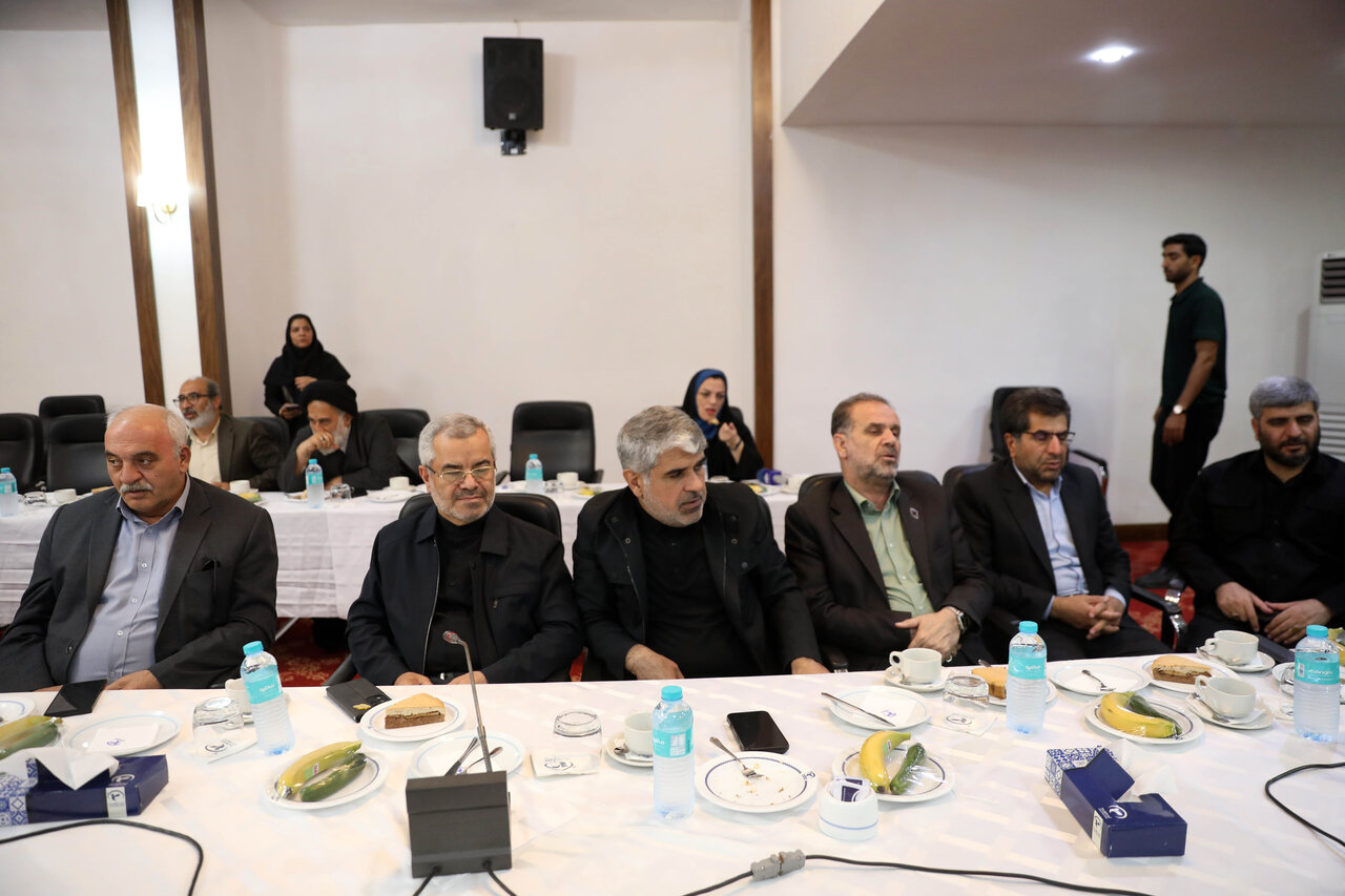 منادی: اقتصاد دریامحور هرمزگان نیازمند پشتیبانی علمی و دانشگاهی است/ حاجی‌بابایی: پیوند دانشگاه و صنعت کلید حل مشکلات اقتصادی کشور است