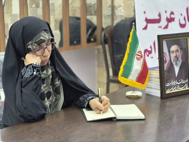 برگزاری نشست عالیه زمانی با فعالان فرهنگی، اجتماعی و تربیتی بخش گهرباران/ توسعه این منطقه نیازمند وحدت رویه و پیگیری منسجم است