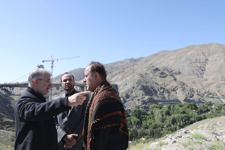 بازدید حاجی بابایی از پل B1 کرج