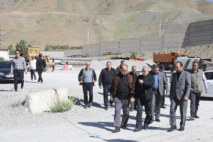 بازدید حاجی بابایی از پل B1 کرج