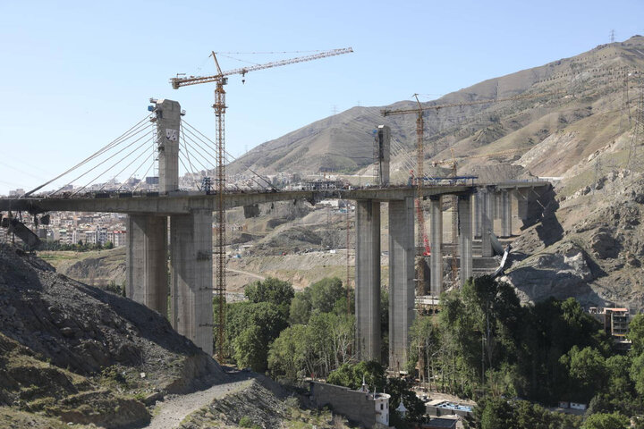 بازدید حاجی بابایی از پل B1 کرج