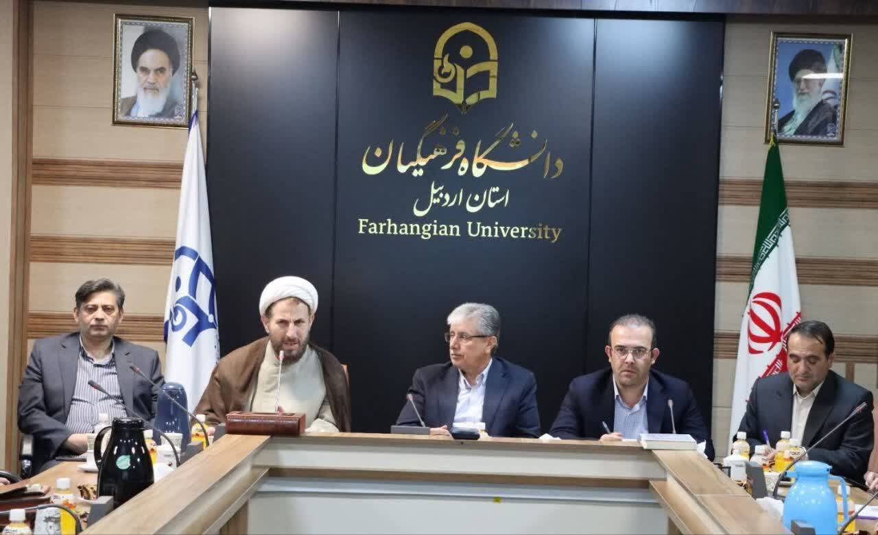 تأکید کنعانی بر بازنگری در جایگاه معلم و نظام آموزش‌وپرورش/ تربیت معلم، زیربنای آینده ایران اسلامی است