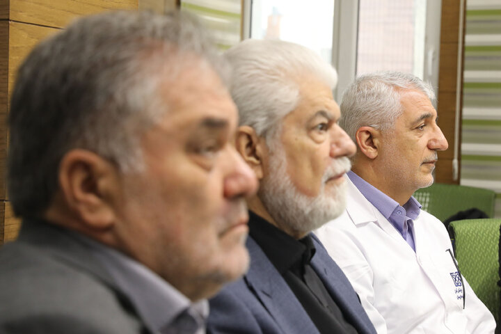 نشست کمیسیون بهداشت و درمان مجلس با خیرین تجهیزات پزشکی