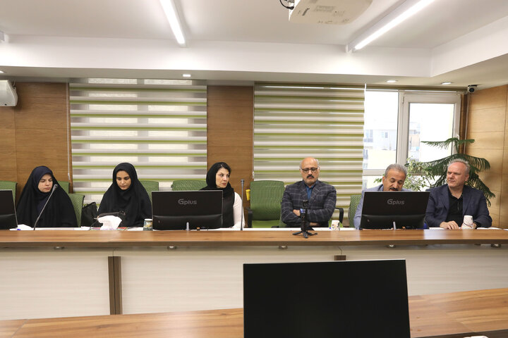 نشست کمیسیون بهداشت و درمان مجلس با خیرین تجهیزات پزشکی