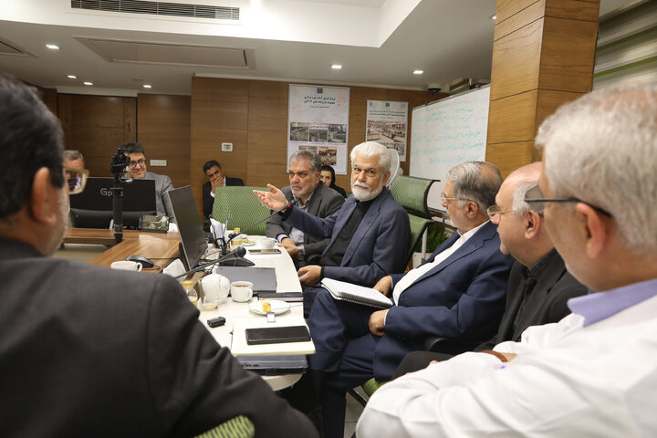نشست کمیسیون بهداشت و درمان مجلس با خیرین تجهیزات پزشکی