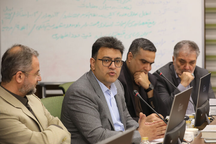 نشست کمیسیون بهداشت و درمان مجلس با خیرین تجهیزات پزشکی