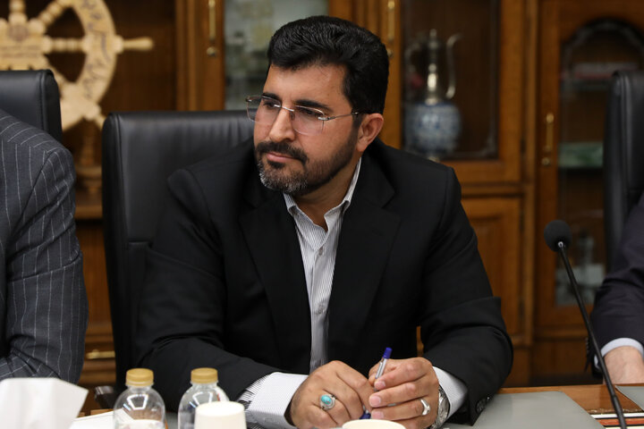 نشست اعضا کمیسیون اصل نود با وزیر صمت