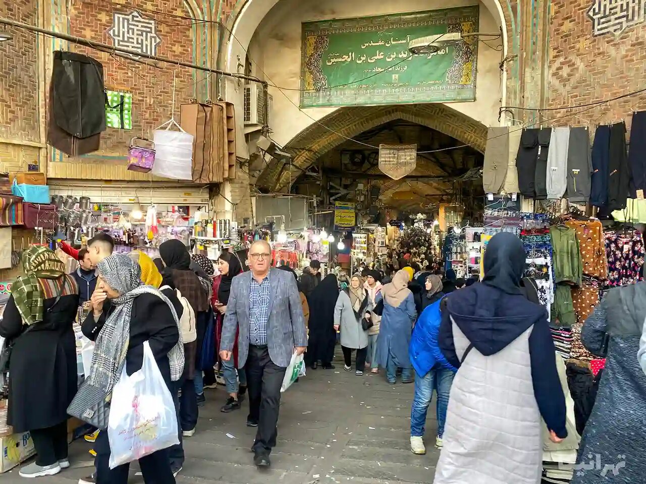 مهار تورم و حمایت از معیشت، کمترین پاسخ به وفاداری ملت است/ اولویت اصلی مسئولان باید کنترل قیمت‌ها و آرامش بازار باشد