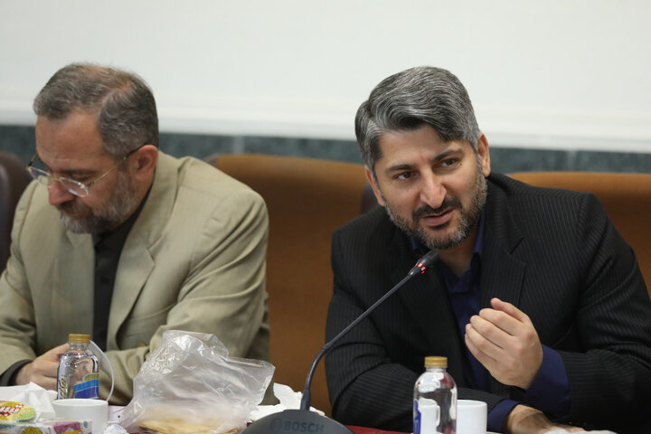 نشست اعضای کمیسیون بهداشت و درمان با وزیر تعاون، کار و امور اجتماعی
