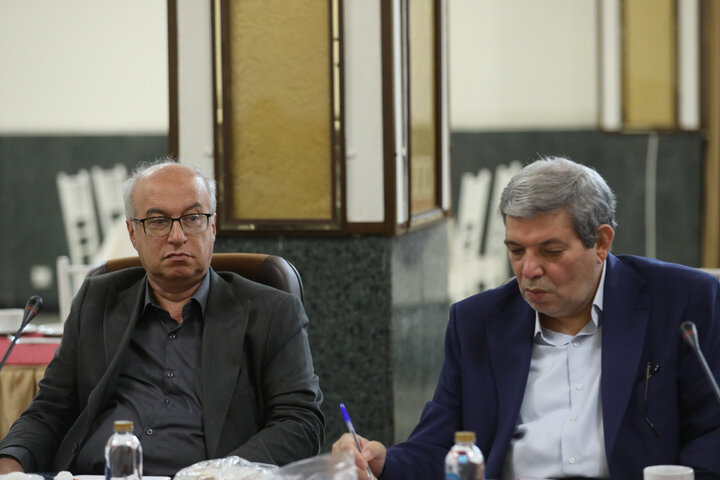 نشست اعضای کمیسیون بهداشت و درمان با وزیر تعاون، کار و امور اجتماعی