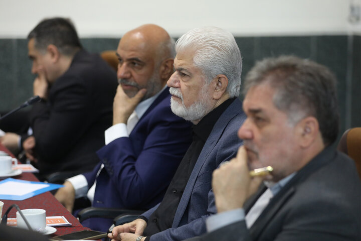 نشست اعضای کمیسیون بهداشت و درمان با وزیر تعاون، کار و امور اجتماعی