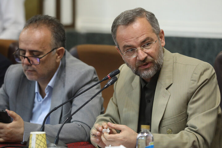 نشست اعضای کمیسیون بهداشت و درمان با وزیر تعاون، کار و امور اجتماعی