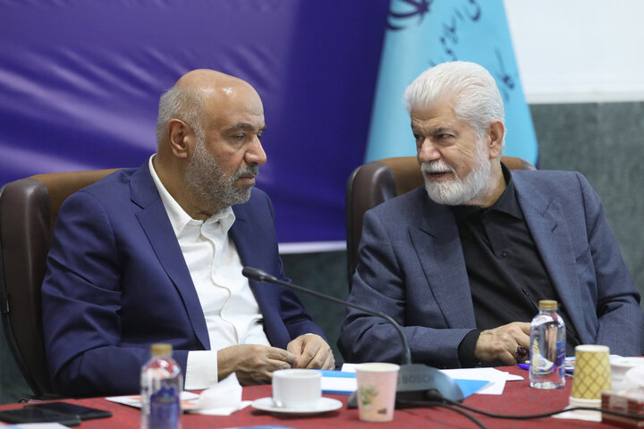 نشست اعضای کمیسیون بهداشت و درمان با وزیر تعاون، کار و امور اجتماعی