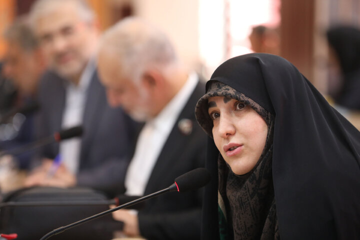 نشست مجمع نمایندگان استان تهران با استاندار تهران