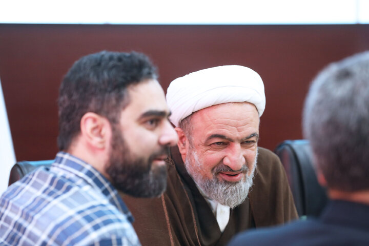 نشست مجمع نمایندگان استان تهران با استاندار تهران